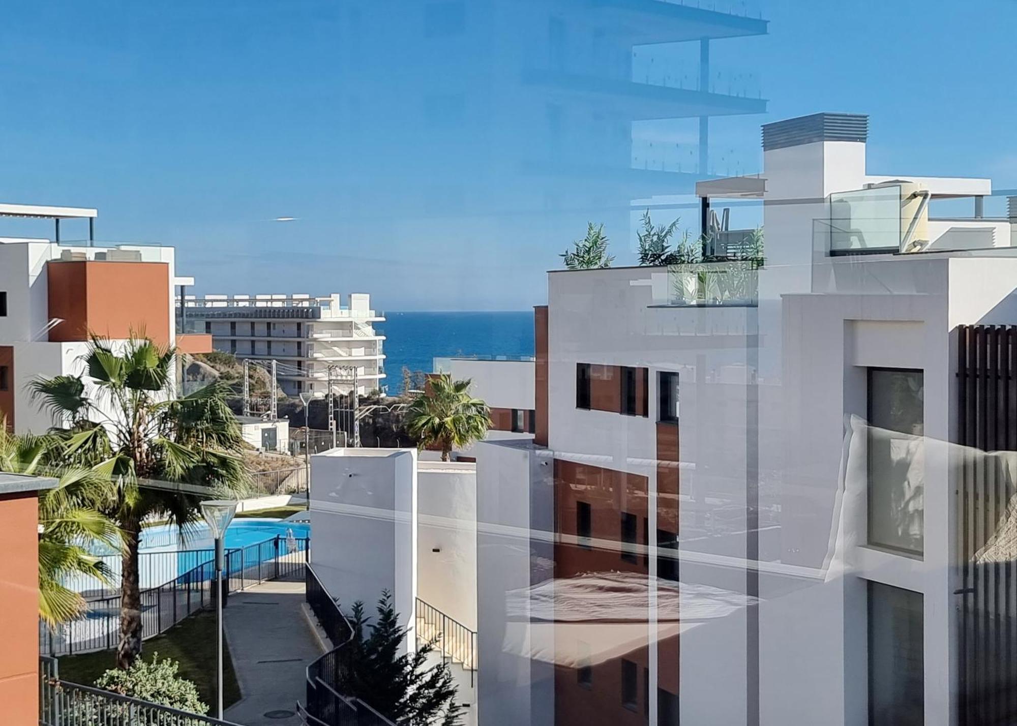 Beautiful Middel Views Apartment With Pool And Gym Málaga Dış mekan fotoğraf