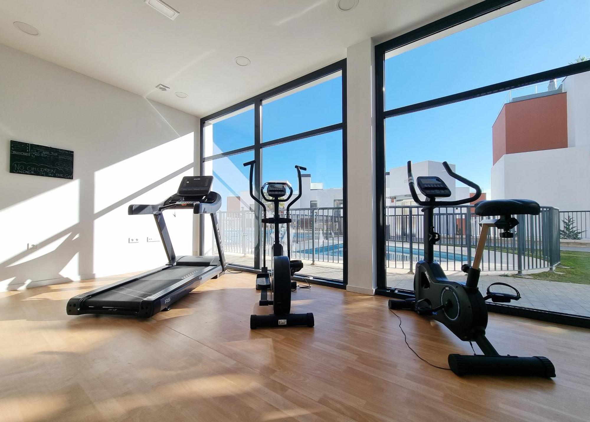 Beautiful Middel Views Apartment With Pool And Gym Málaga Dış mekan fotoğraf