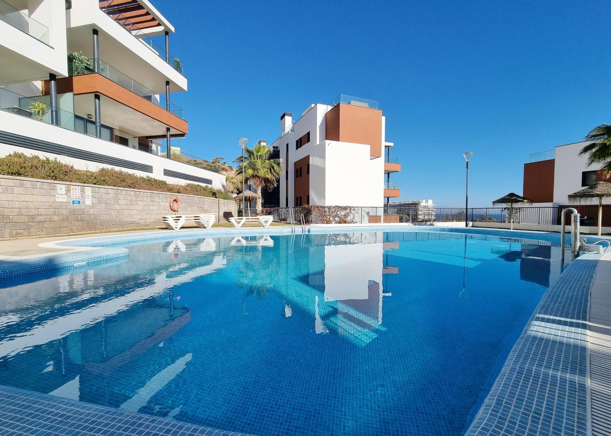 Beautiful Middel Views Apartment With Pool And Gym Málaga Dış mekan fotoğraf
